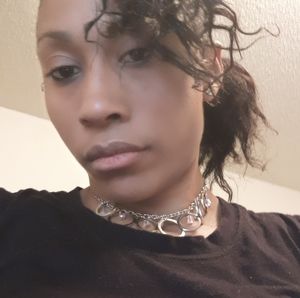 Meet your Posher, Talisha